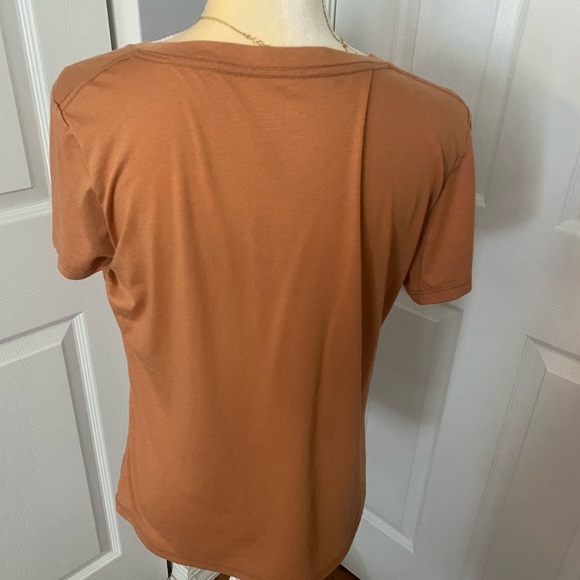 NWT Joie Tshirt in dark peach. - Picture 4 of 5